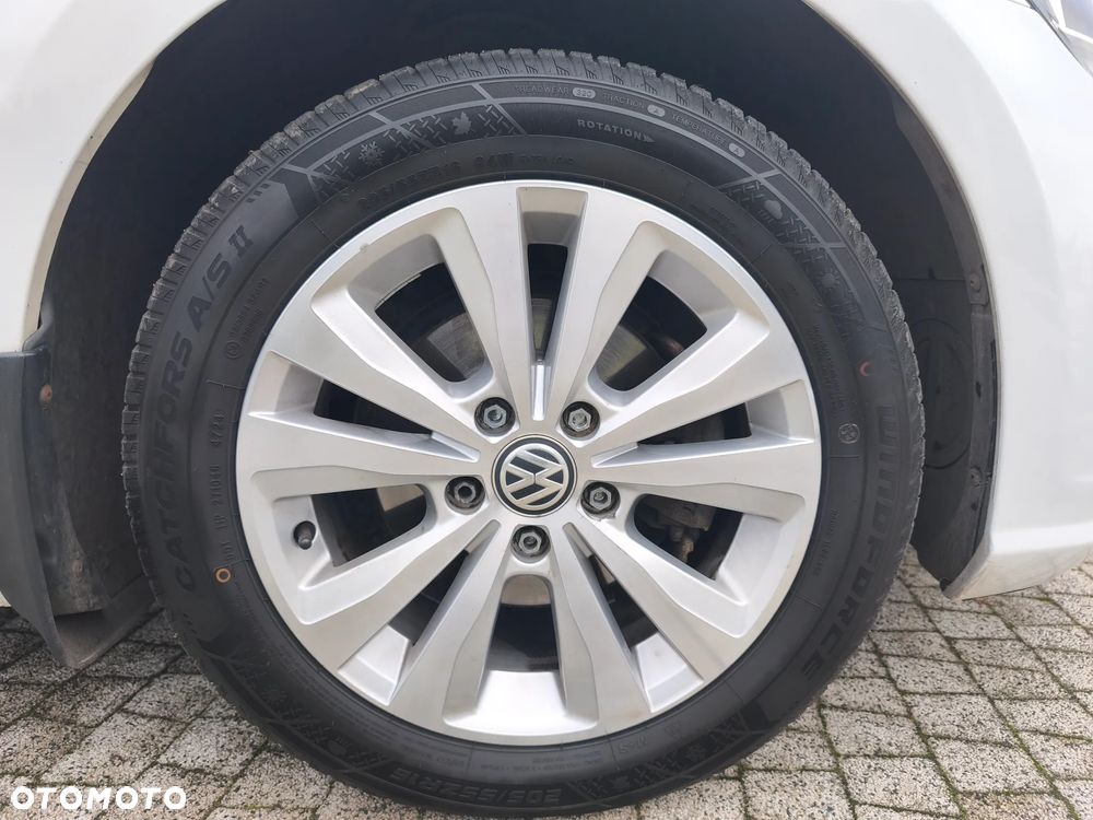 Volkswagen Golf 1.0 TSI (BlueMotion Technology) Trendline - 31