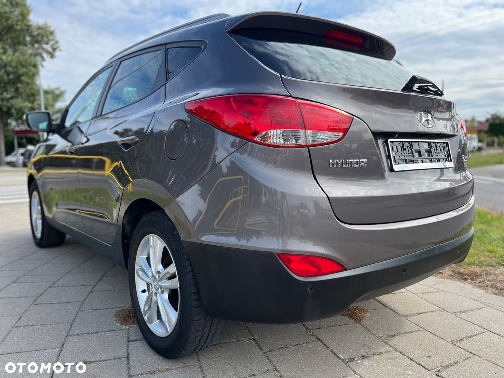 Hyundai ix35 1.7 CRDi 2WD UEFA EURO 2012 Edition - 14