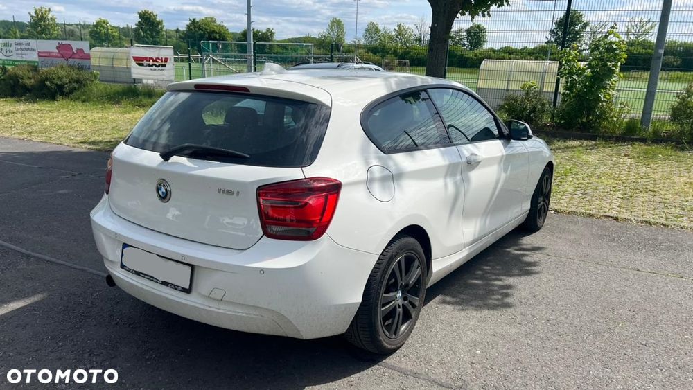 BMW Seria 1 116i - 3