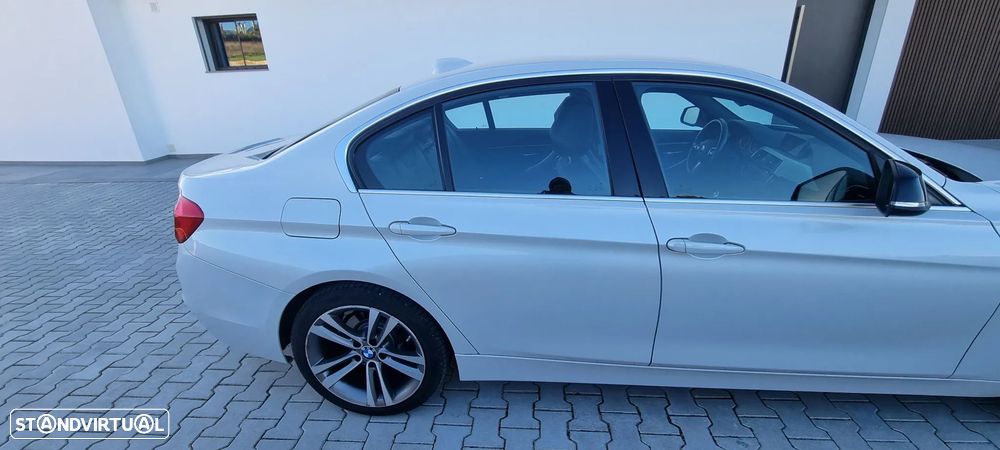 BMW 320 d Efficient Dynamic Edition Sport-Aut. Sport Line - 8