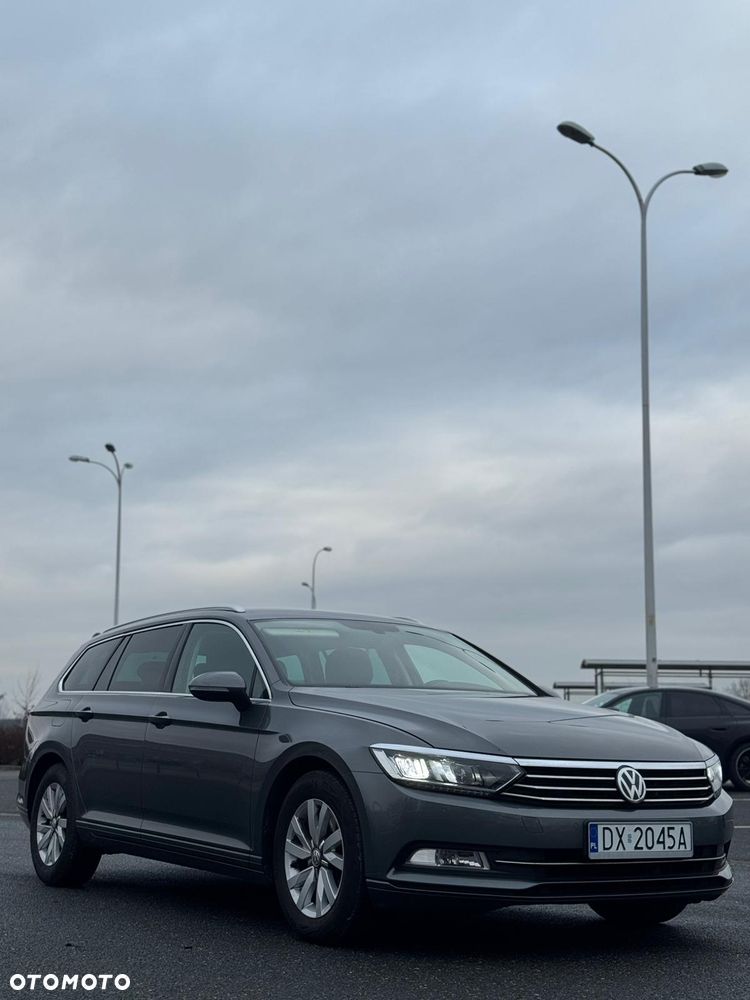 Volkswagen Passat 2.0 TDI (BlueMotion Technology) Highline - 3