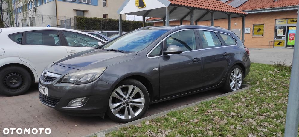 Opel Astra 1.4 T Cosmo - 9