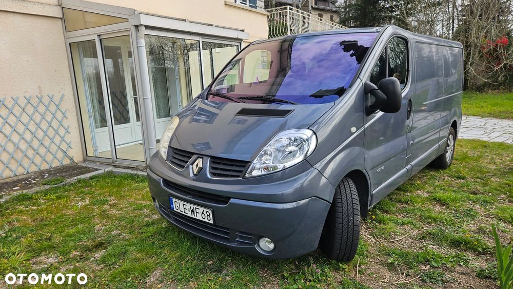 Renault Trafic - 1