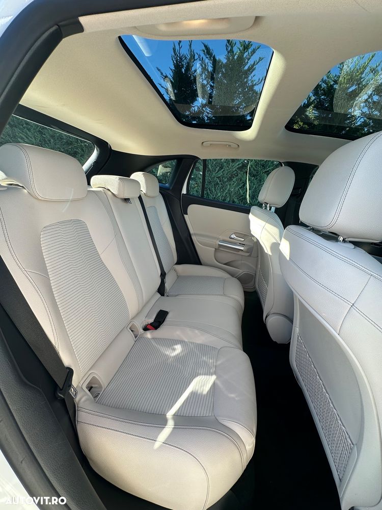 Mercedes-Benz GLA 250 e 8G-DCT - 15