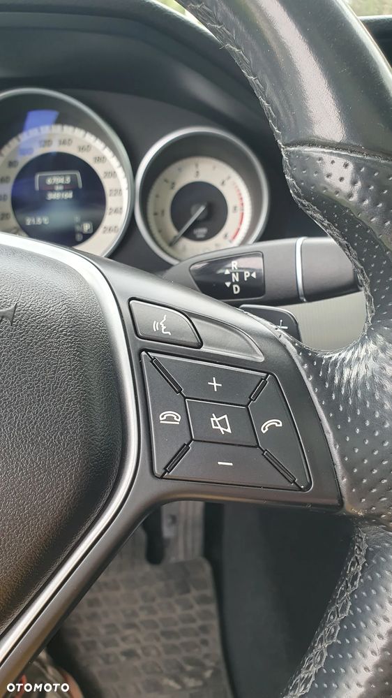 Mercedes-Benz Klasa E 220 BlueTEC 9G-TRONIC - 25