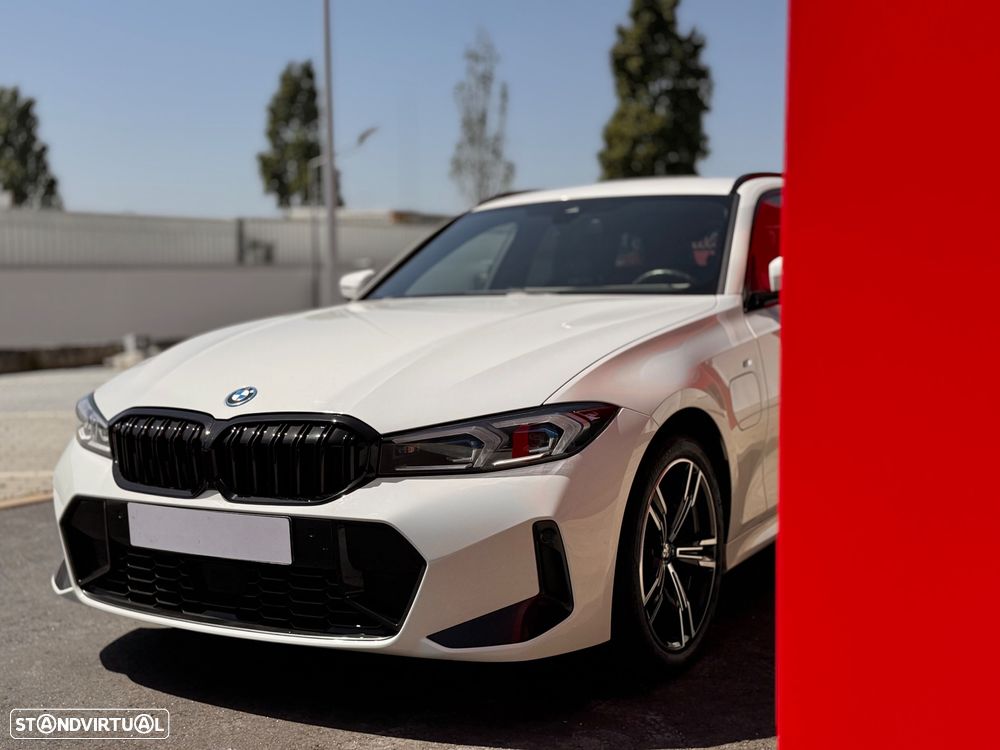 BMW 330 e Aut. M Sport - 13