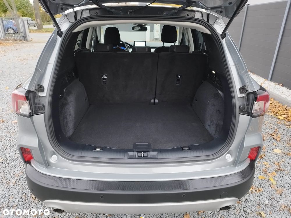 Ford Kuga 2.0 EcoBlue 4x4 TITANIUM - 30