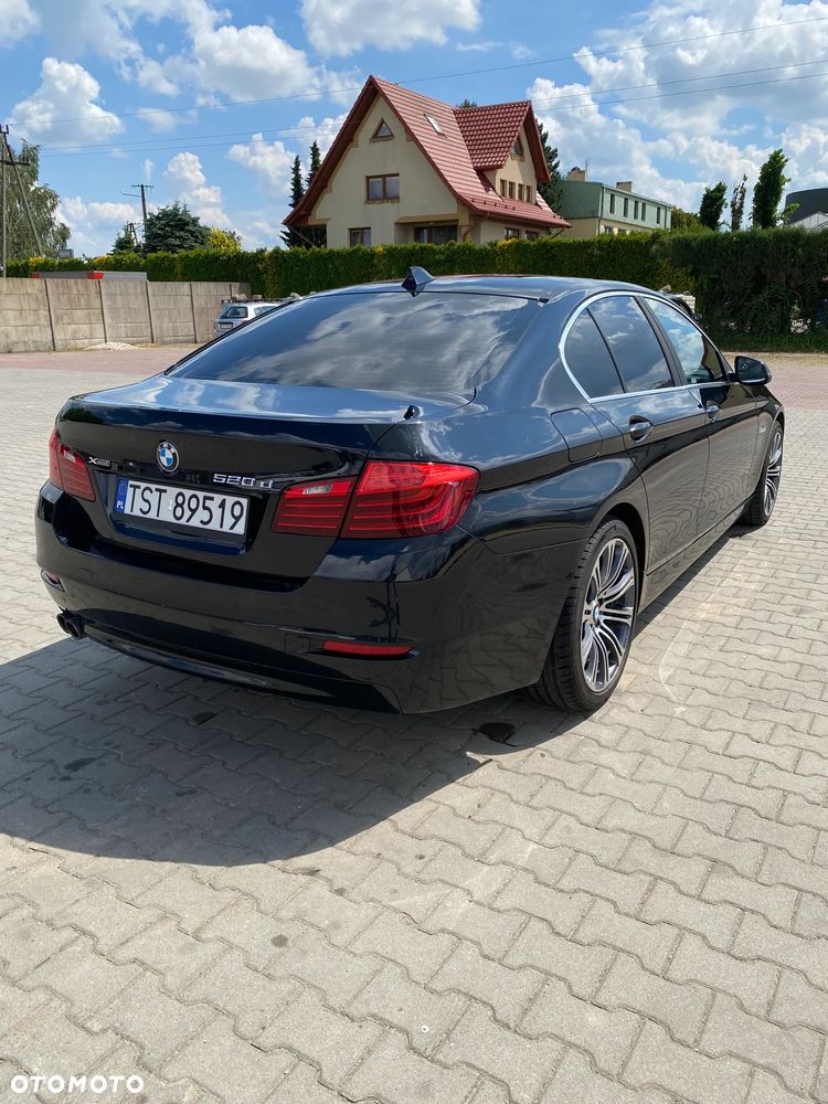 BMW Seria 5 520d xDrive - 3