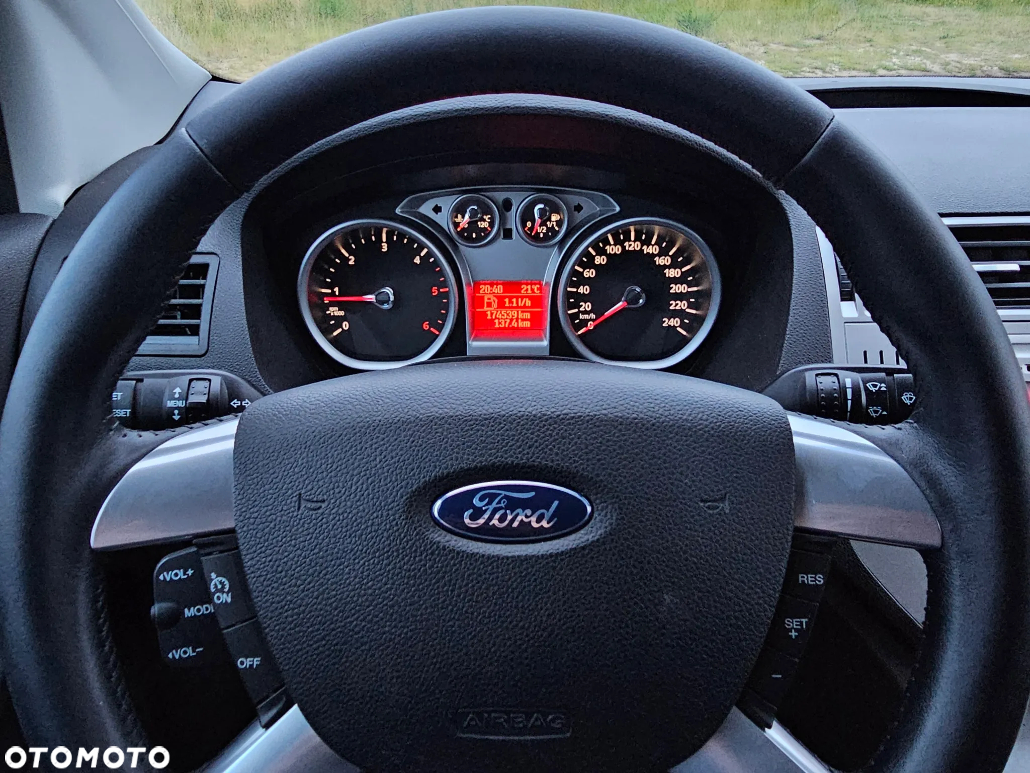 Ford Kuga 2.0 TDCi 4x4 Titanium - 22