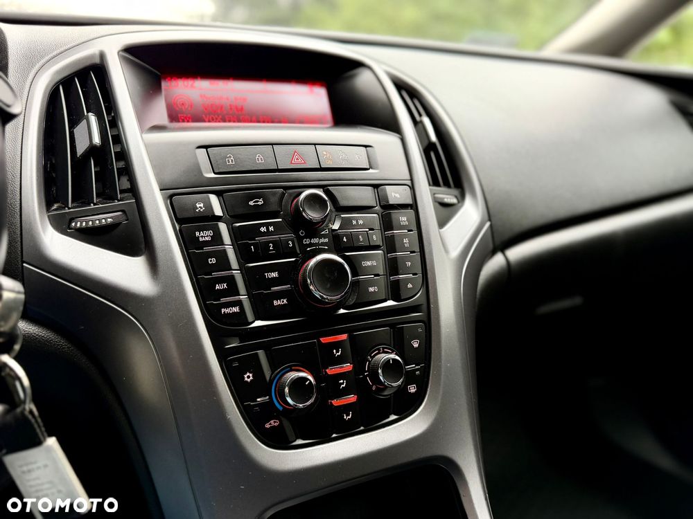 Opel Astra 1.6 Active - 30