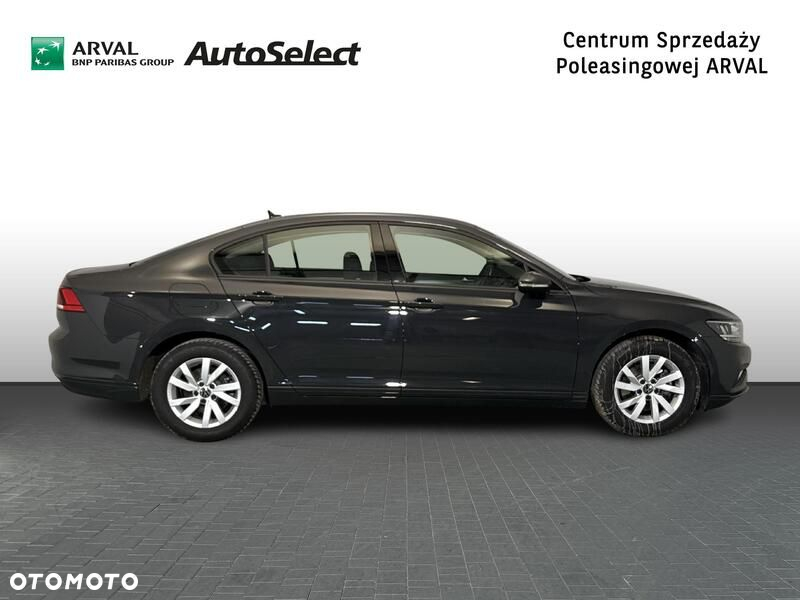 Volkswagen Passat - 7