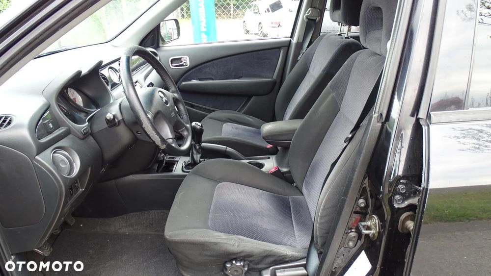 Mitsubishi Outlander 2.0 Sport 4WD - 11