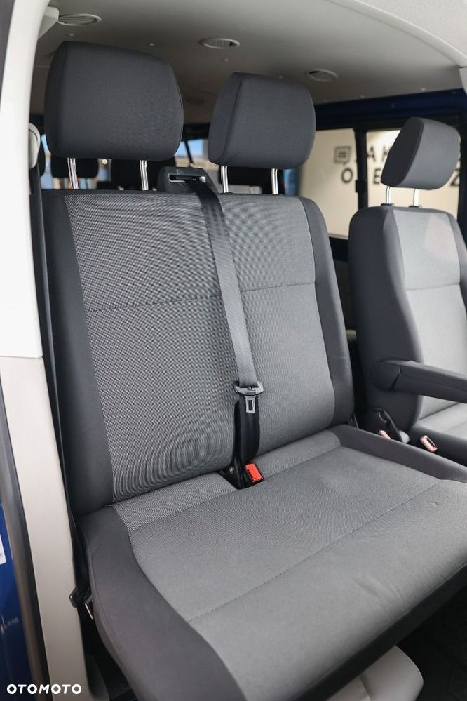 Volkswagen Transporter - 16