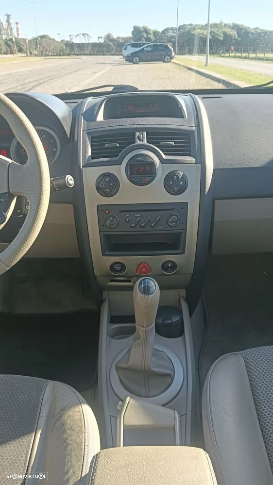 Renault Mégane Break 1.4 Dynamique - 14