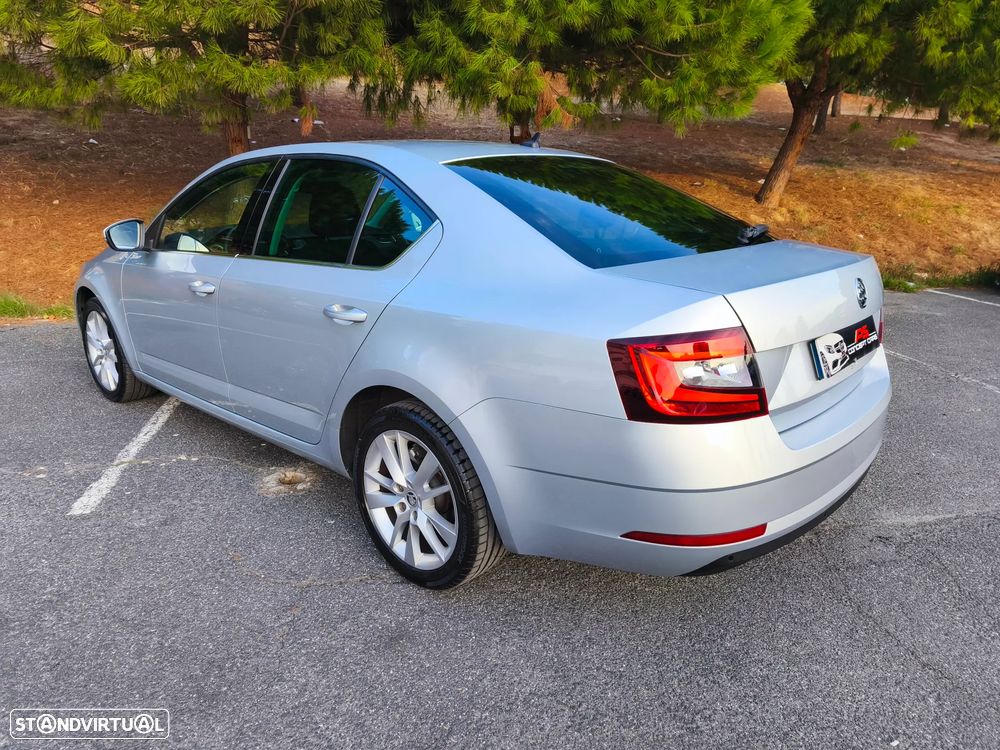 Skoda Octavia 1.6 TDI Style - 4