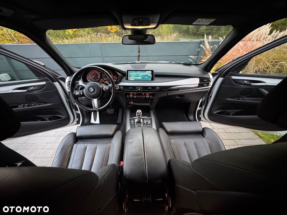 BMW X5 xDrive40d Sport-Aut - 13