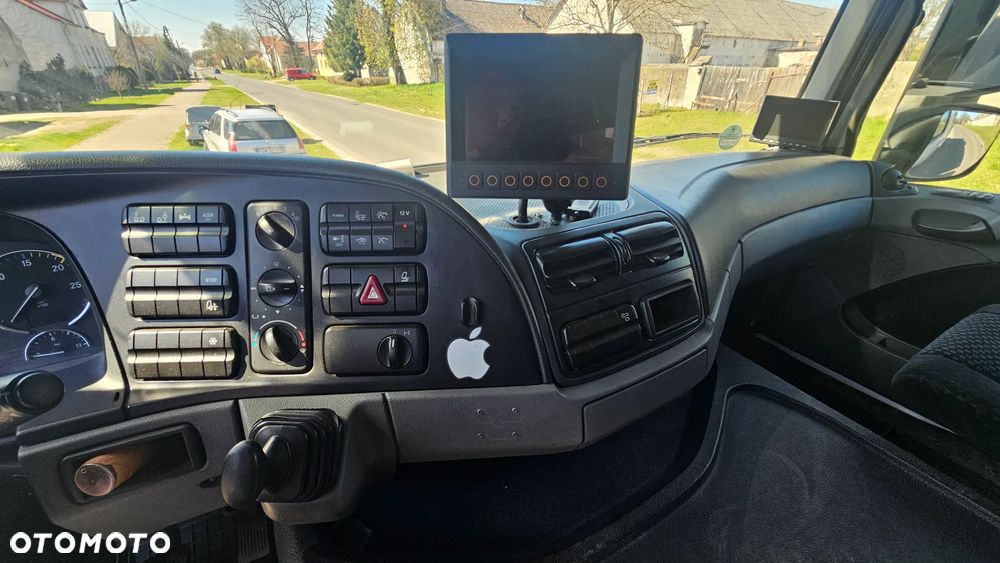 Mercedes-Benz ACTROS 2532 L 6x2 - 23