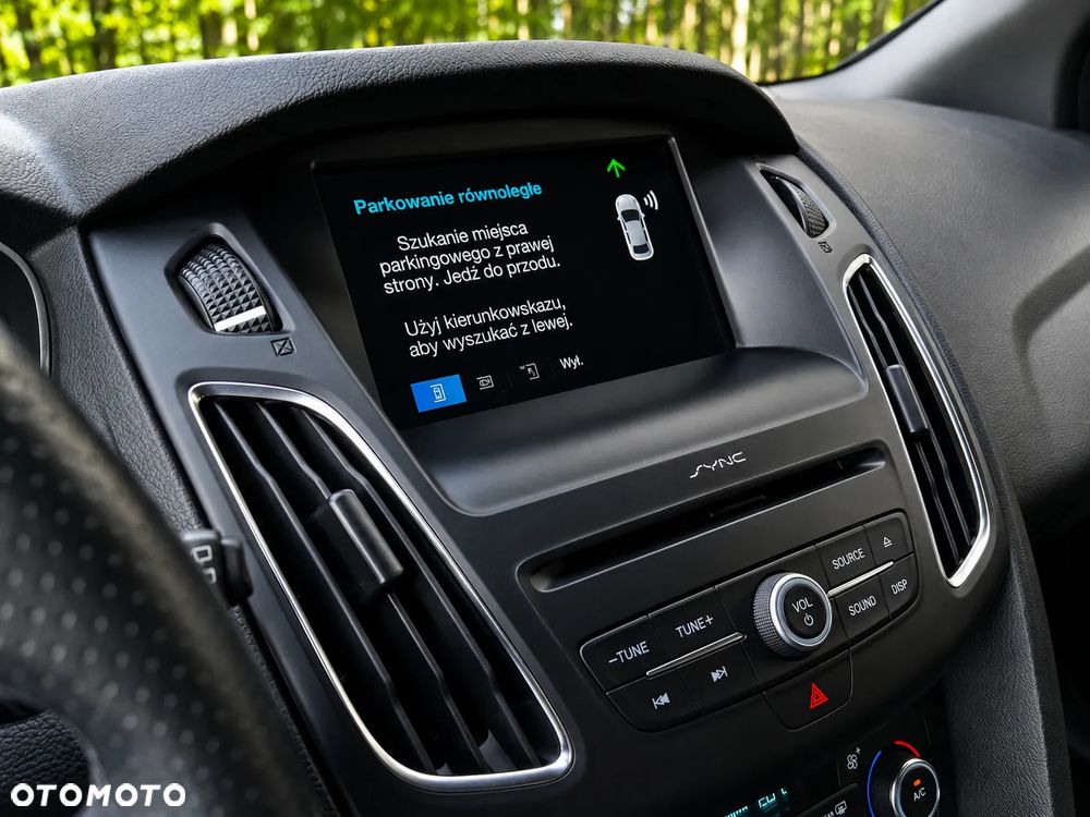 Ford Focus 1.5 EcoBoost STart-Stopp-System ST-LINE - 9
