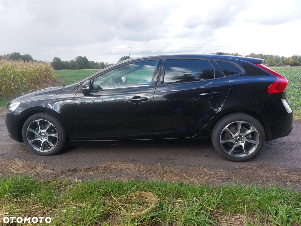 Volvo V40 - 2