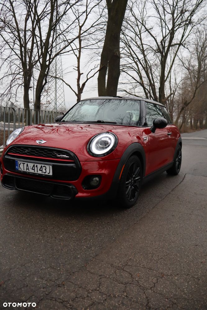 MINI Cooper Standard - 2