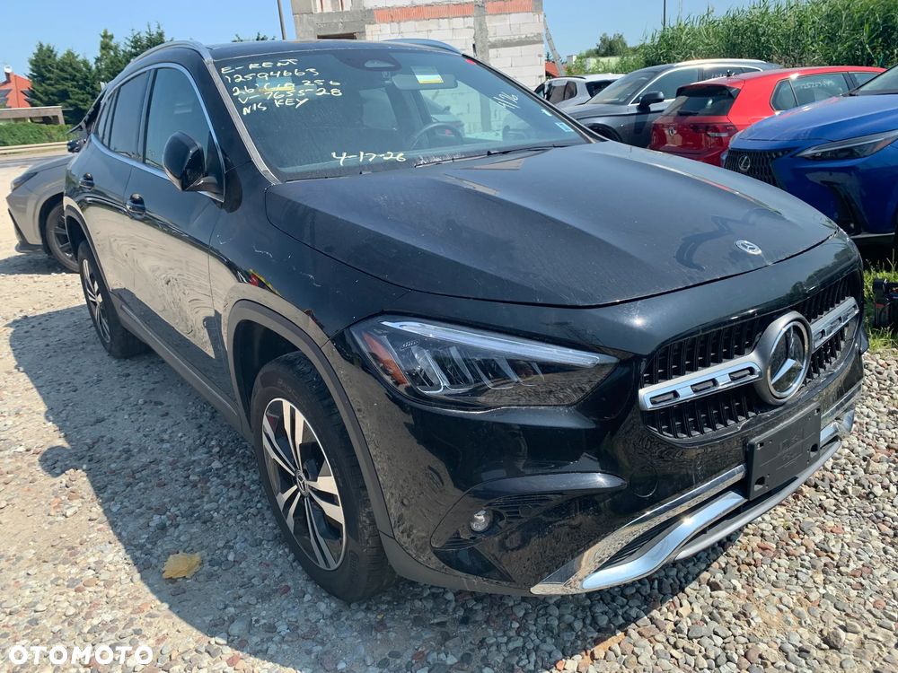 Mercedes-Benz GLA 250 4Matic 8G-DCT - 1
