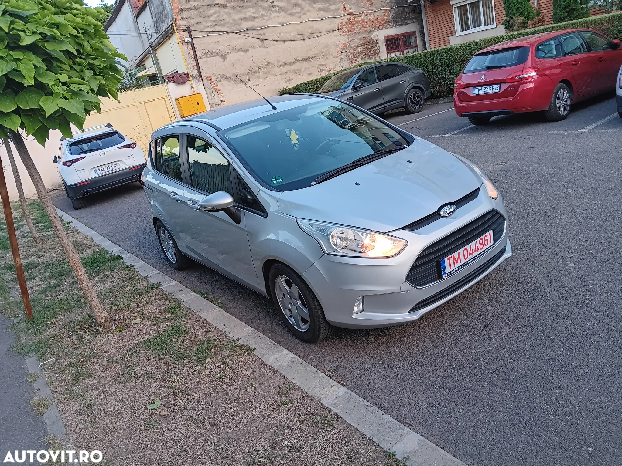 Ford B-Max 1.5 TDCi Ambiente - 4