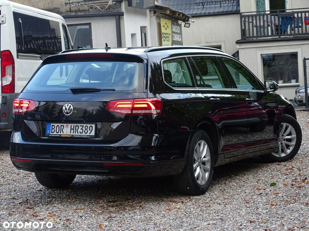 Volkswagen Passat - 6