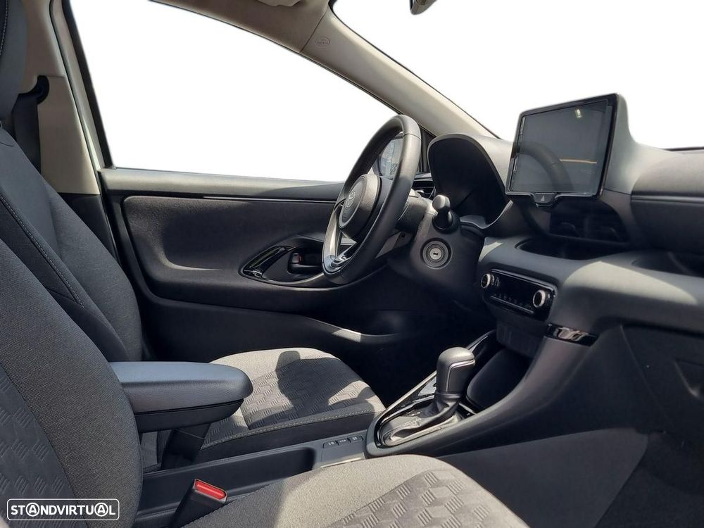 Toyota Yaris - 7