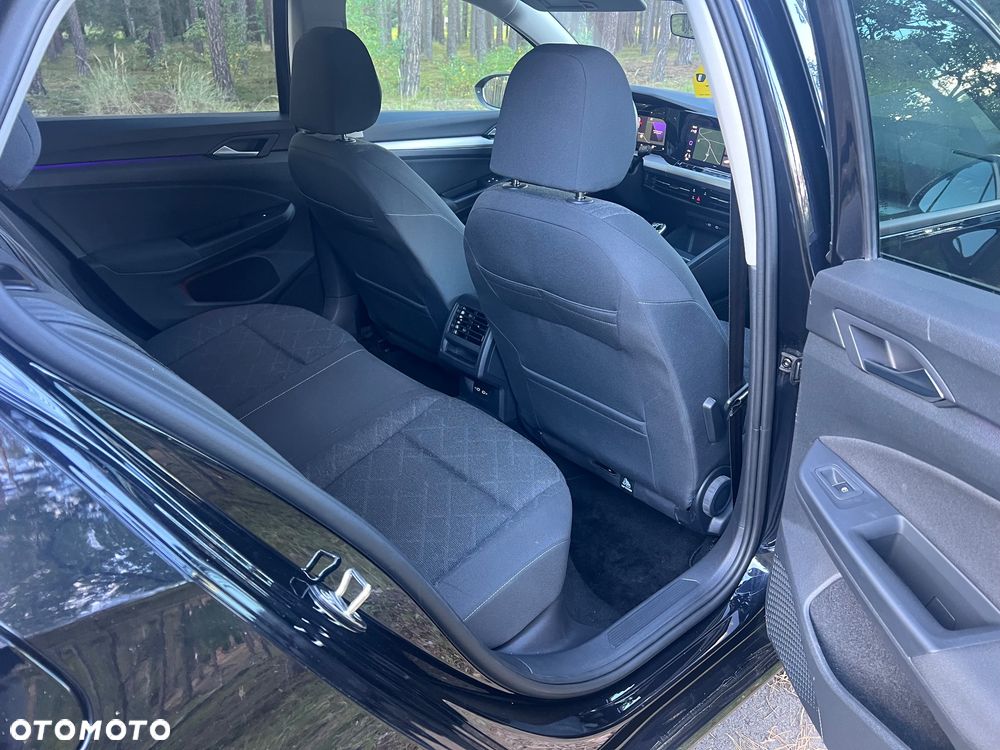 Volkswagen Golf - 9