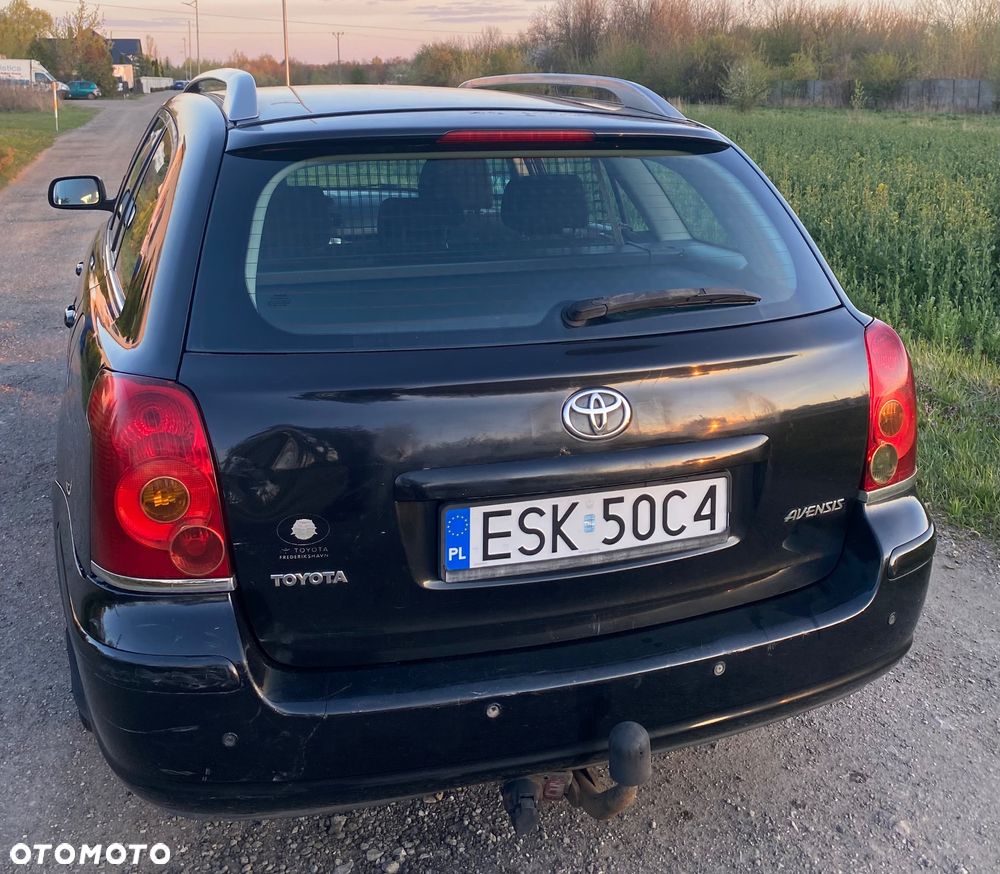 Toyota Avensis 1.8 VVT-i Sol - 4