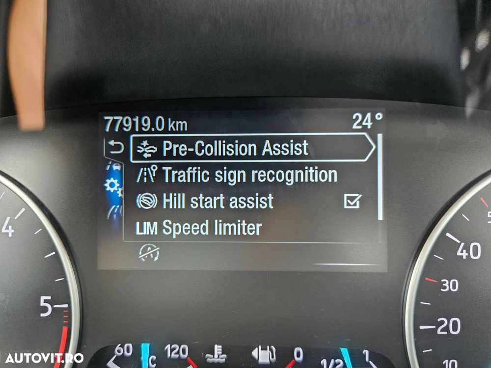Ford EcoSport 1.5 EcoBlue Titanium - 16