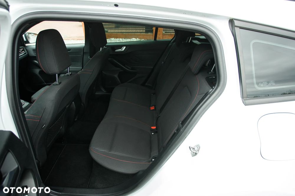 Ford Focus SW 1.5 EcoBlue S&S ST-LINE X - 26