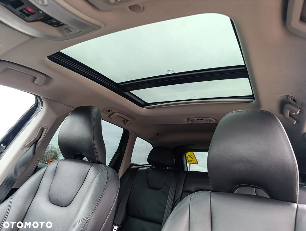 Volvo XC 60 T6 Drive-E Momentum - 11