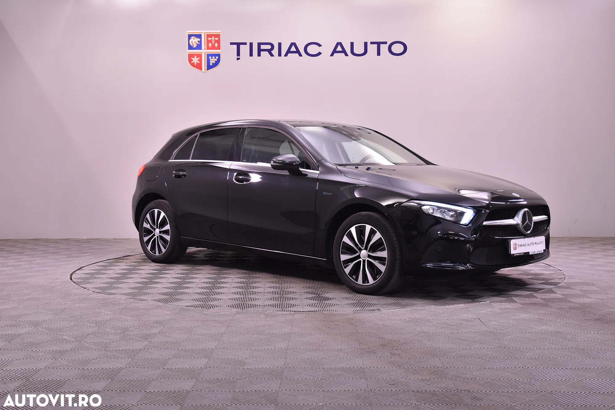 Mercedes-Benz A 250 e 8G-DCT - 7