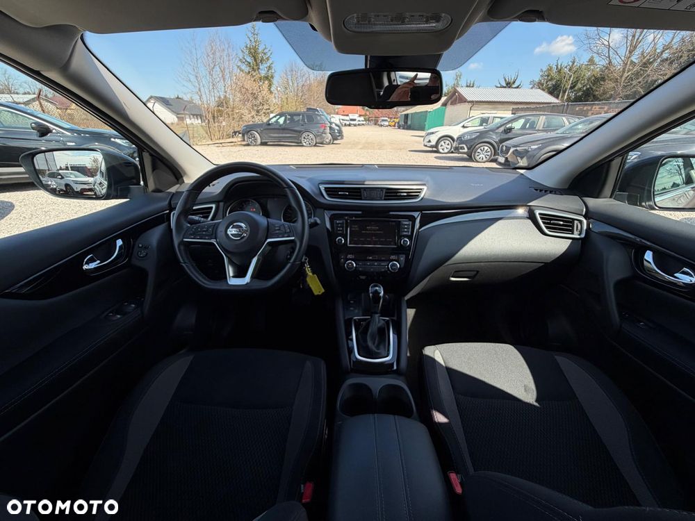 Nissan Qashqai 1.3 DIG-T DCT N-TEC - 4