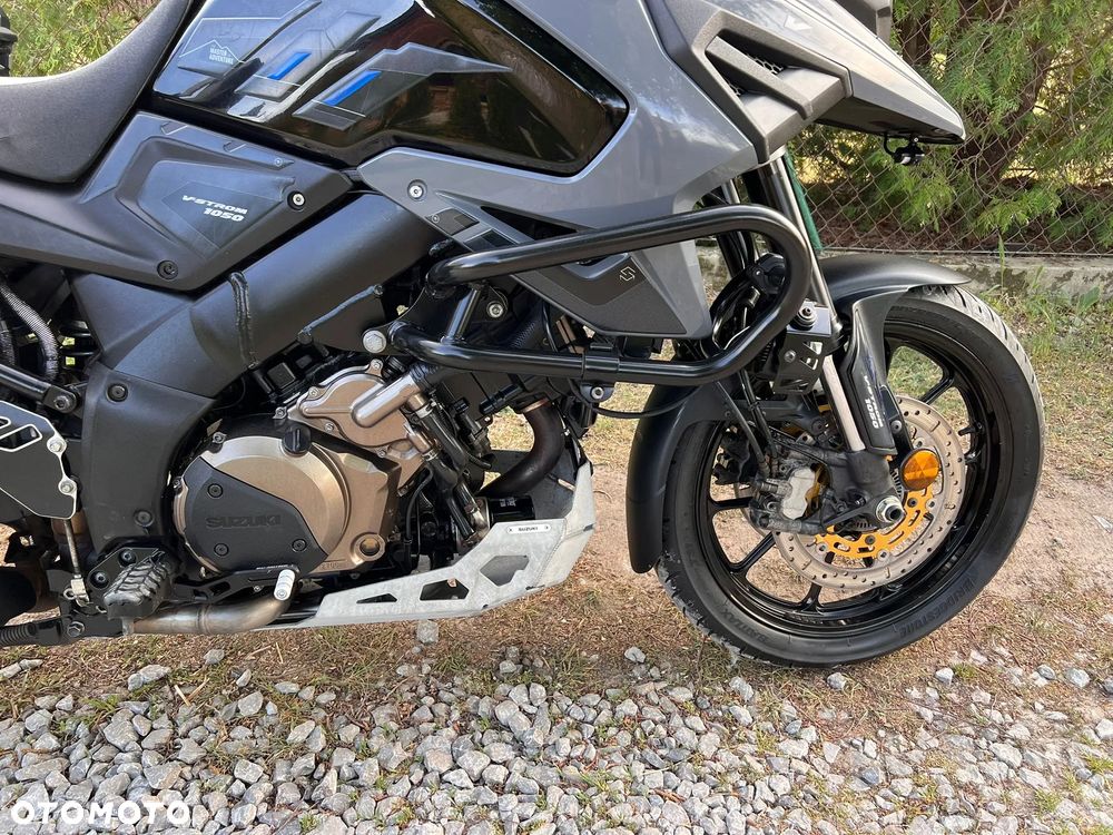 Suzuki V-STROM - 19