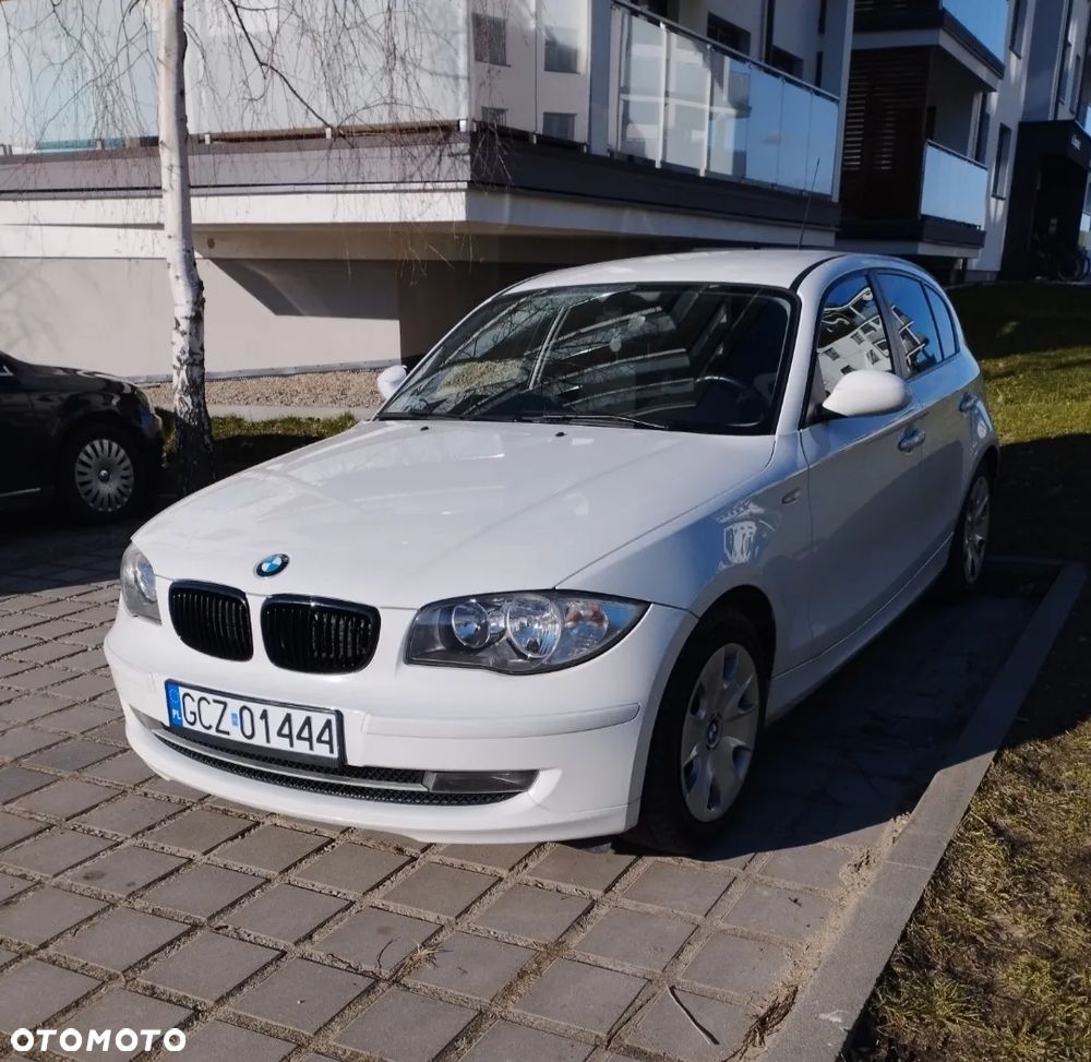 BMW Seria 1 116i - 1
