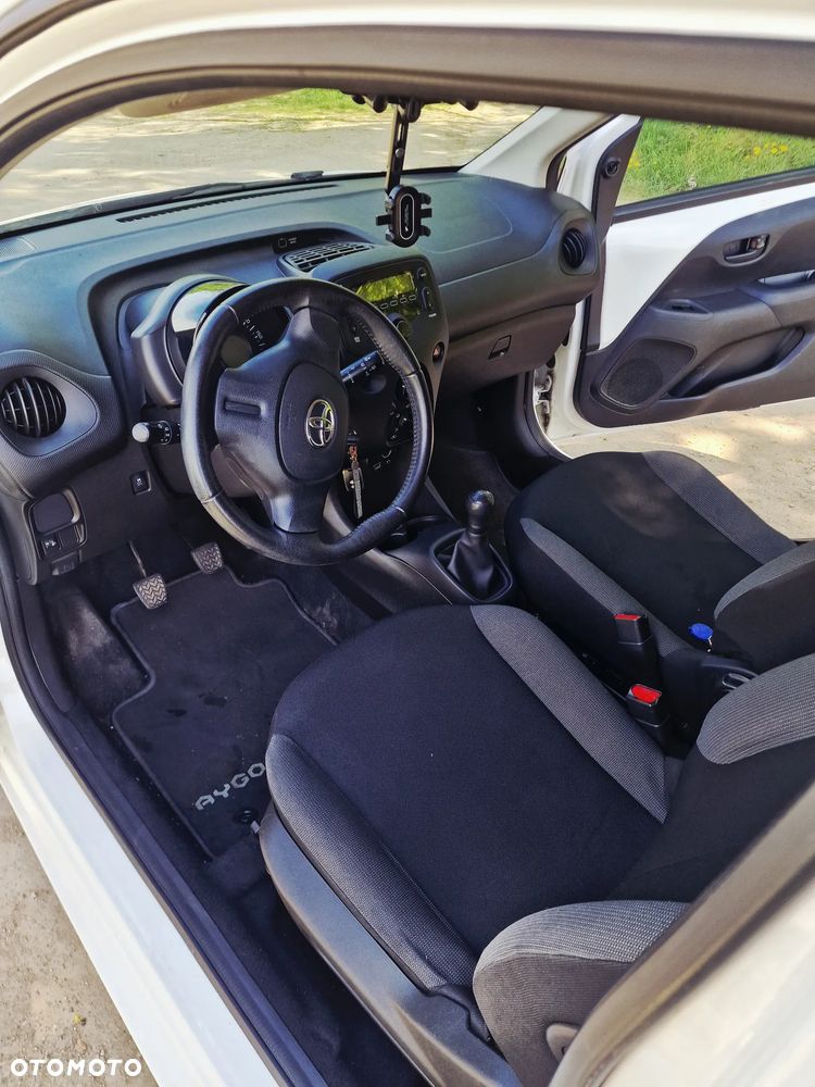 Toyota Aygo 1.0 VVT-i Sprint EU6 - 12