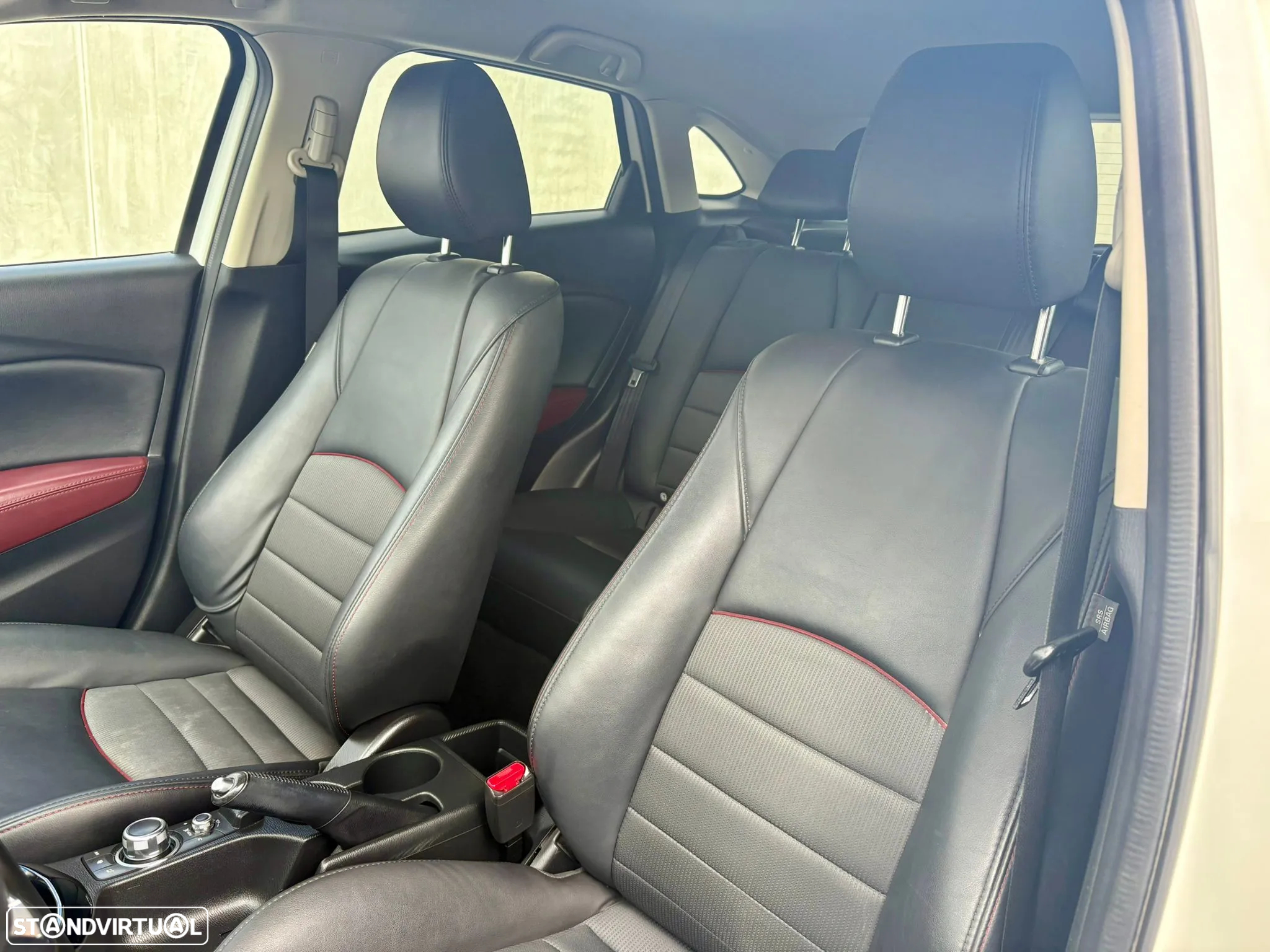 Mazda CX-3 1.5 Sky.Excellence HT Leather White Navi - 4