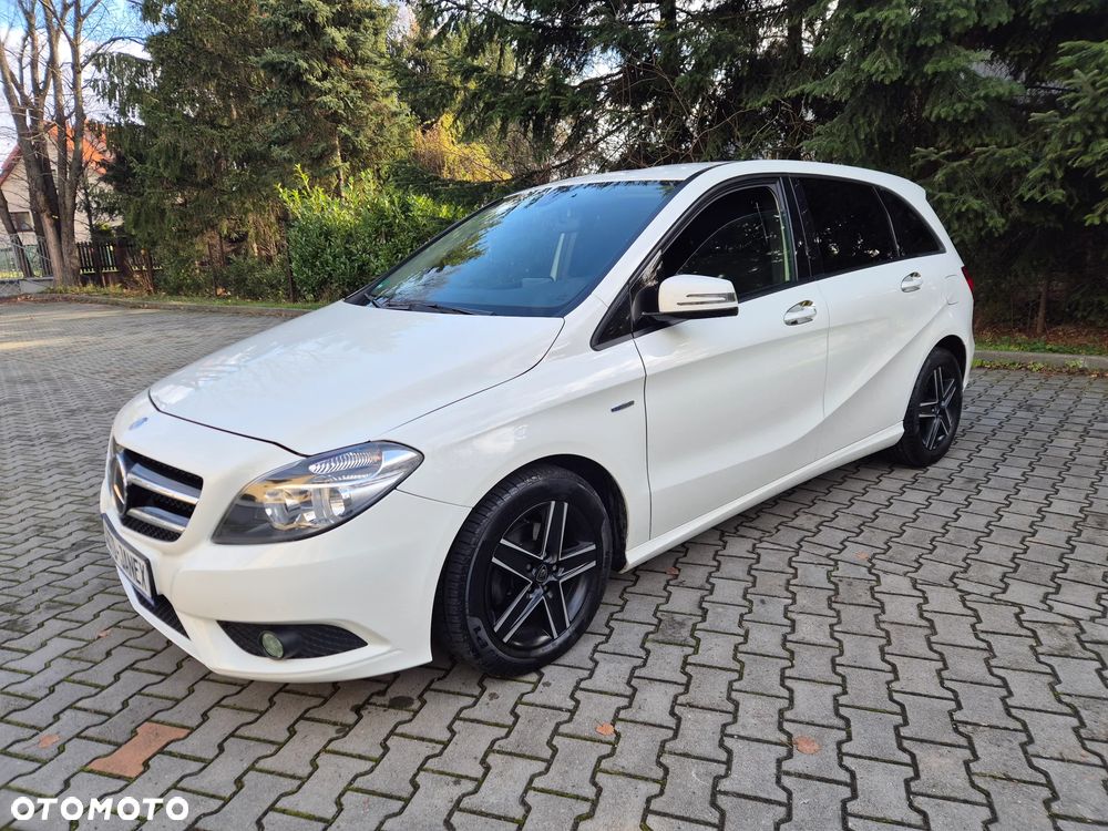 Mercedes-Benz Klasa B 180 7G-DCT Edition