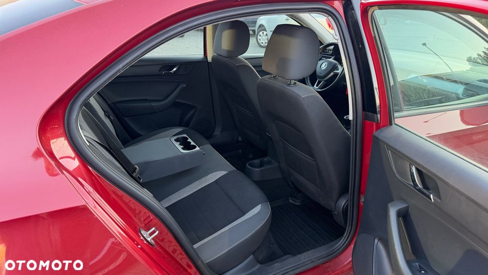 Skoda RAPID 1.2 TSI Ambition - 13