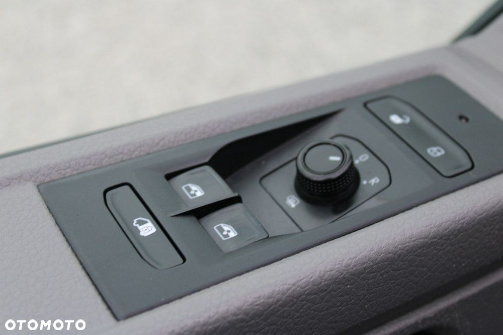 Volkswagen Transporter - 16