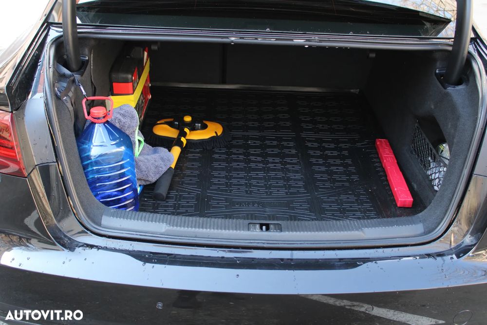 Audi A6 2.0 TDI Ultra DPF S tronic - 24