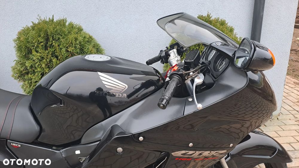Honda CBR - 11