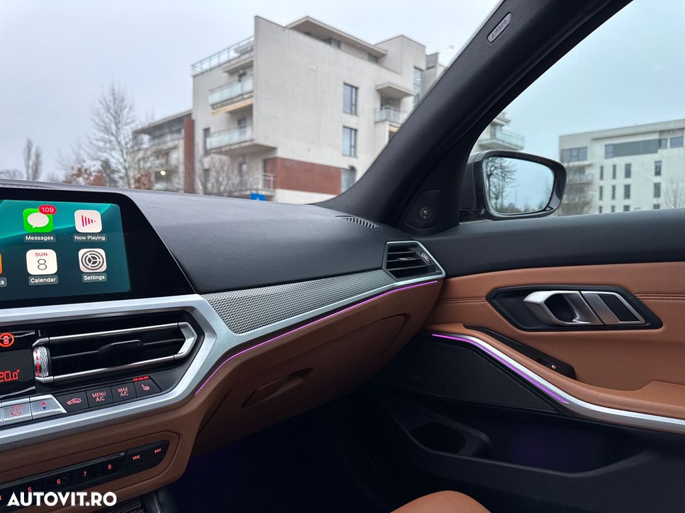 BMW Seria 3 330i AT - 22