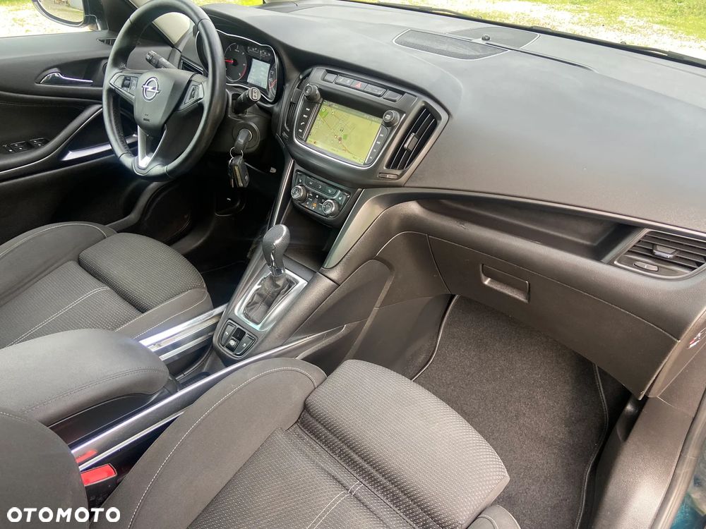 Opel Zafira - 30