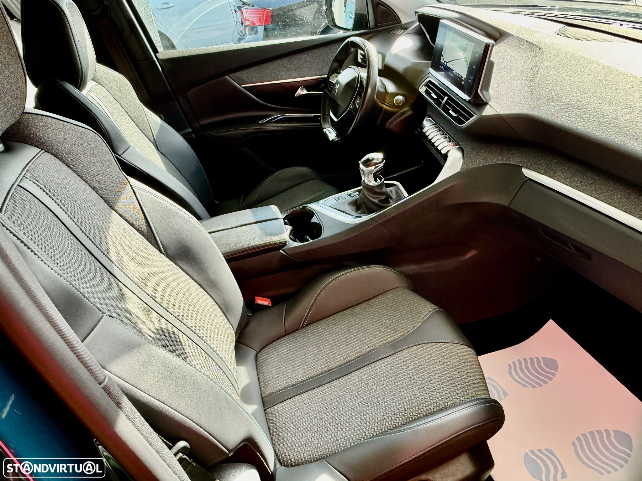 Peugeot 5008 1.5 BlueHDi GT - 10