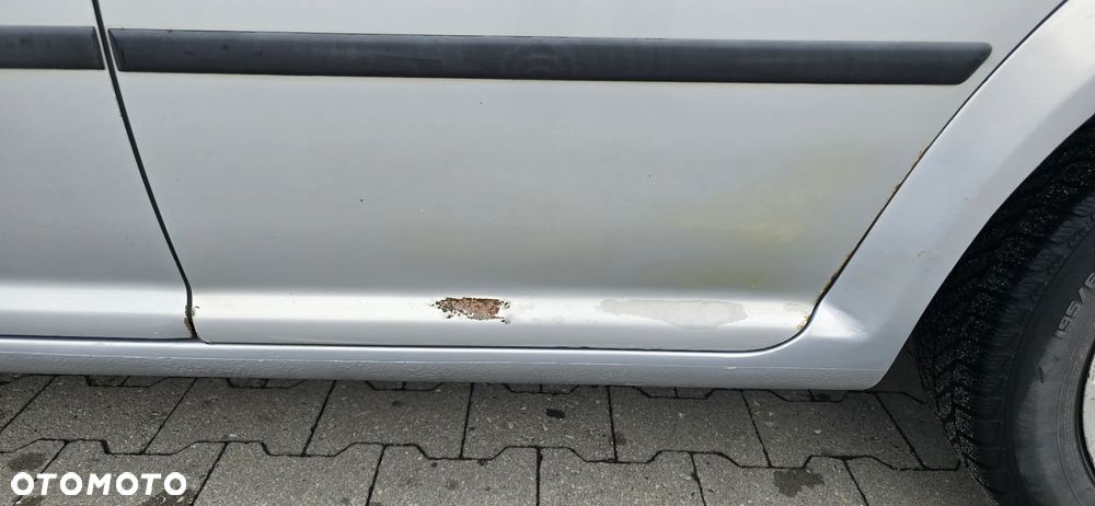 Volkswagen Golf 1.9 TDI Highline - 10