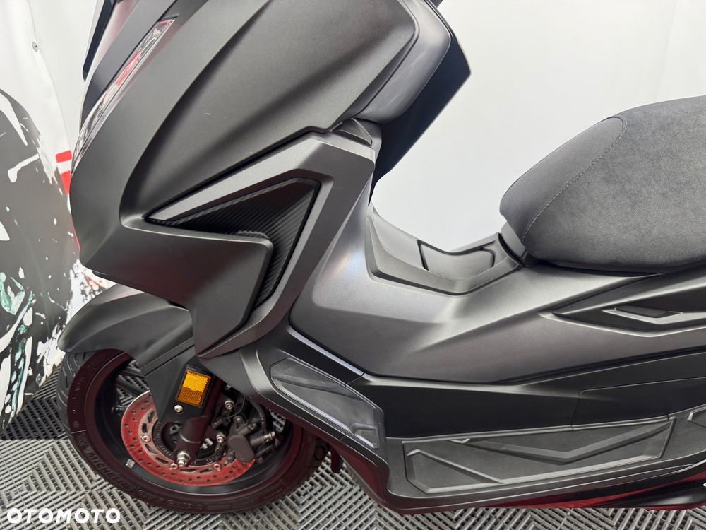 Honda NSS - 12