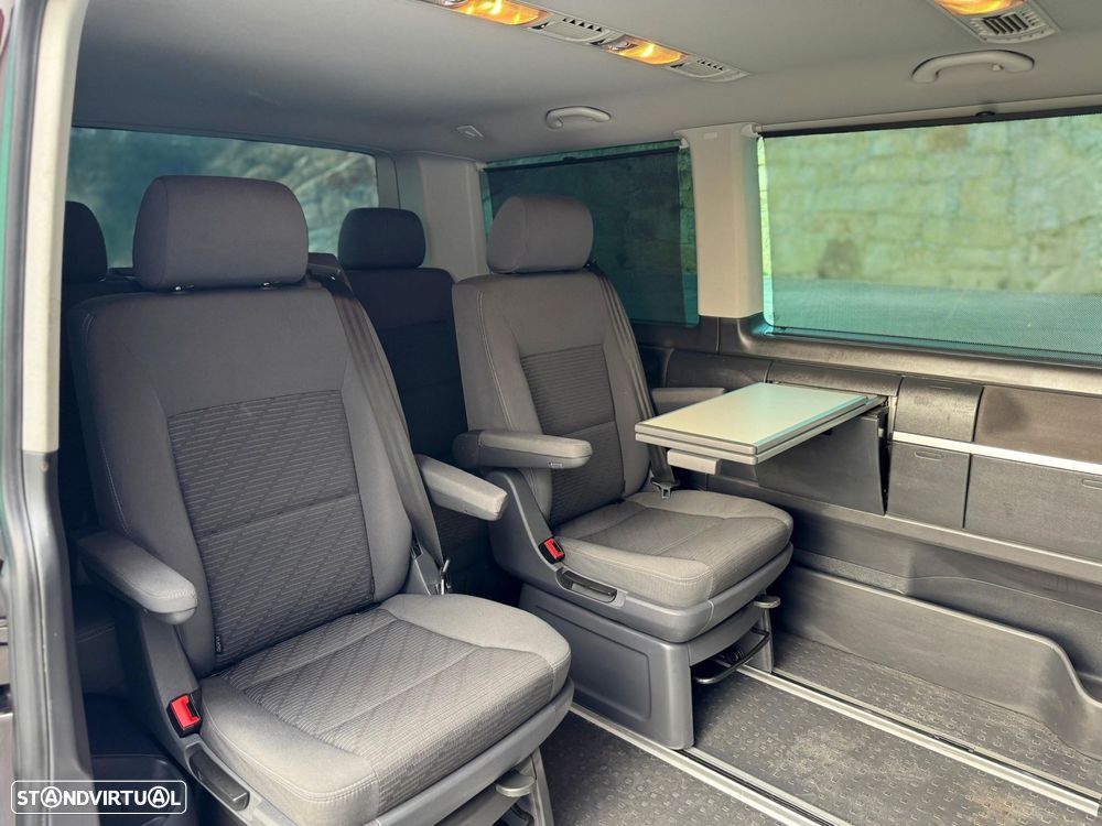 VW Multivan 2.0 TDi 180 Highline BlueMotion - 56